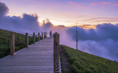 武功山山顶的住宿条件怎么样3